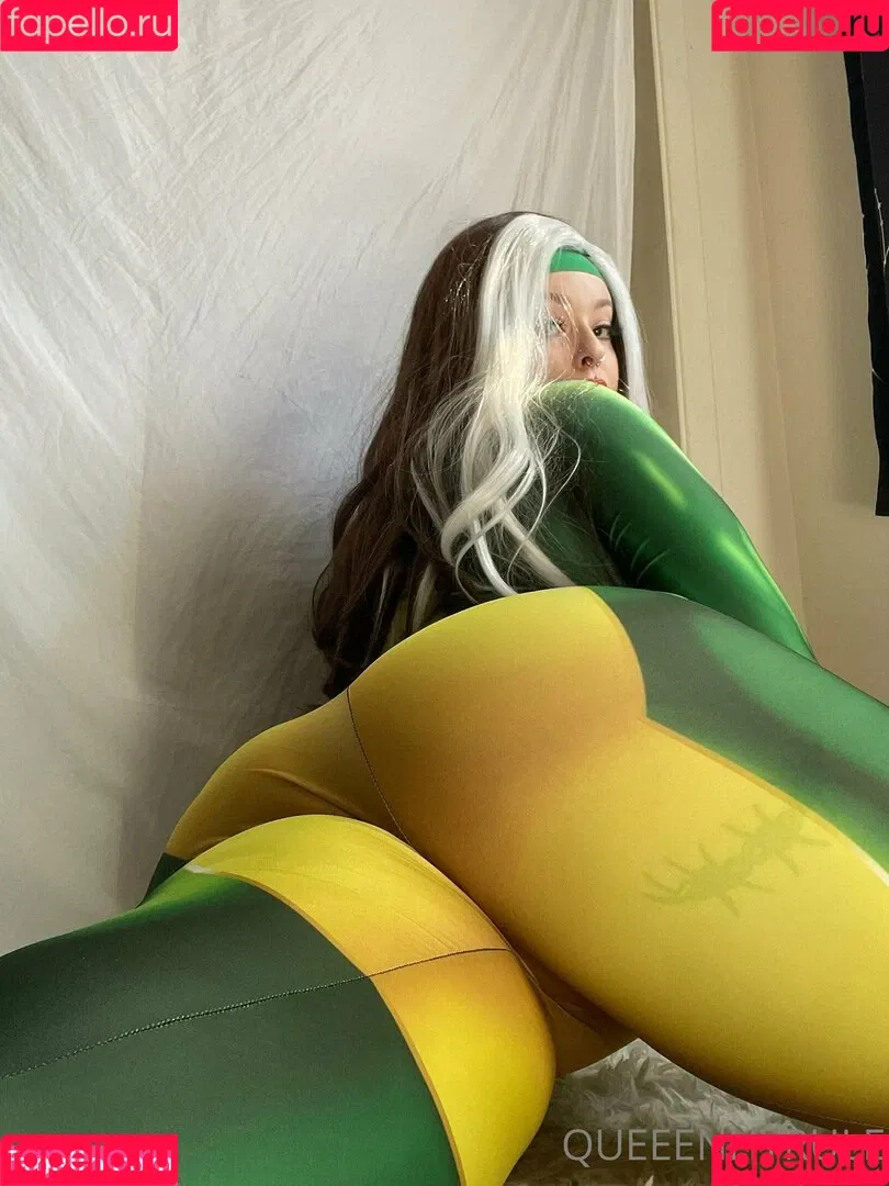 queeenhyrule Onlyfans Photo Gallery 