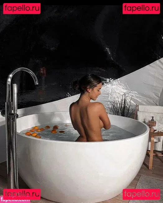 Tania Deniz Onlyfans Photo Gallery 