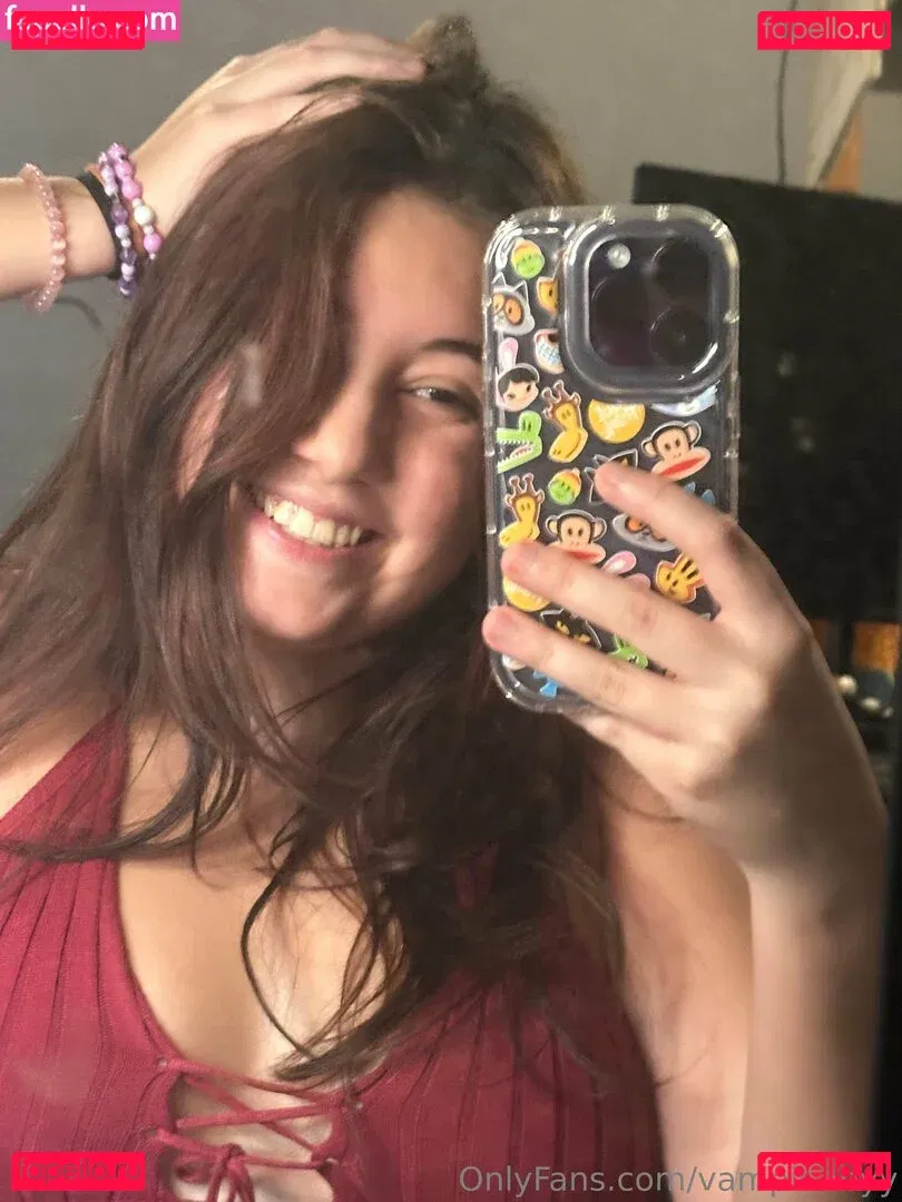 vampibabyy Onlyfans Photo Gallery 