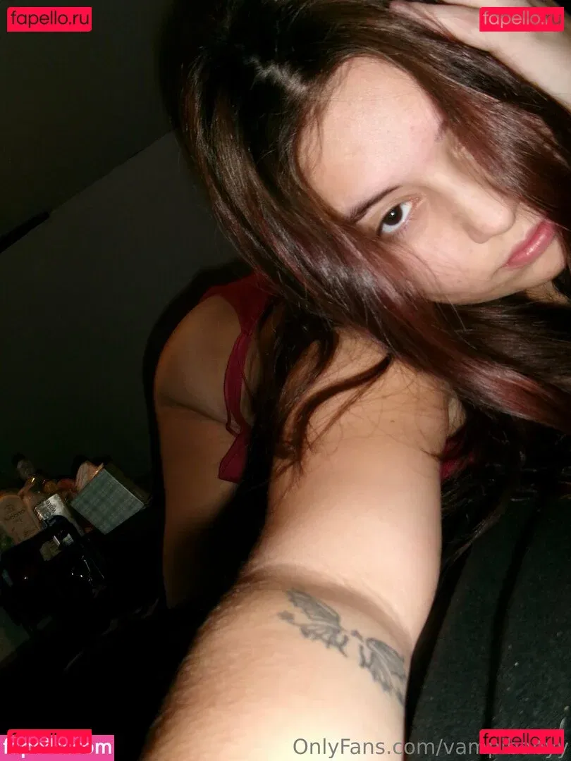 vampibabyy Onlyfans Photo Gallery 