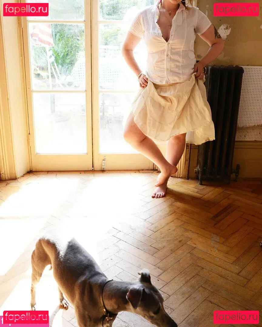 Violet Grohl Onlyfans Photo Gallery 