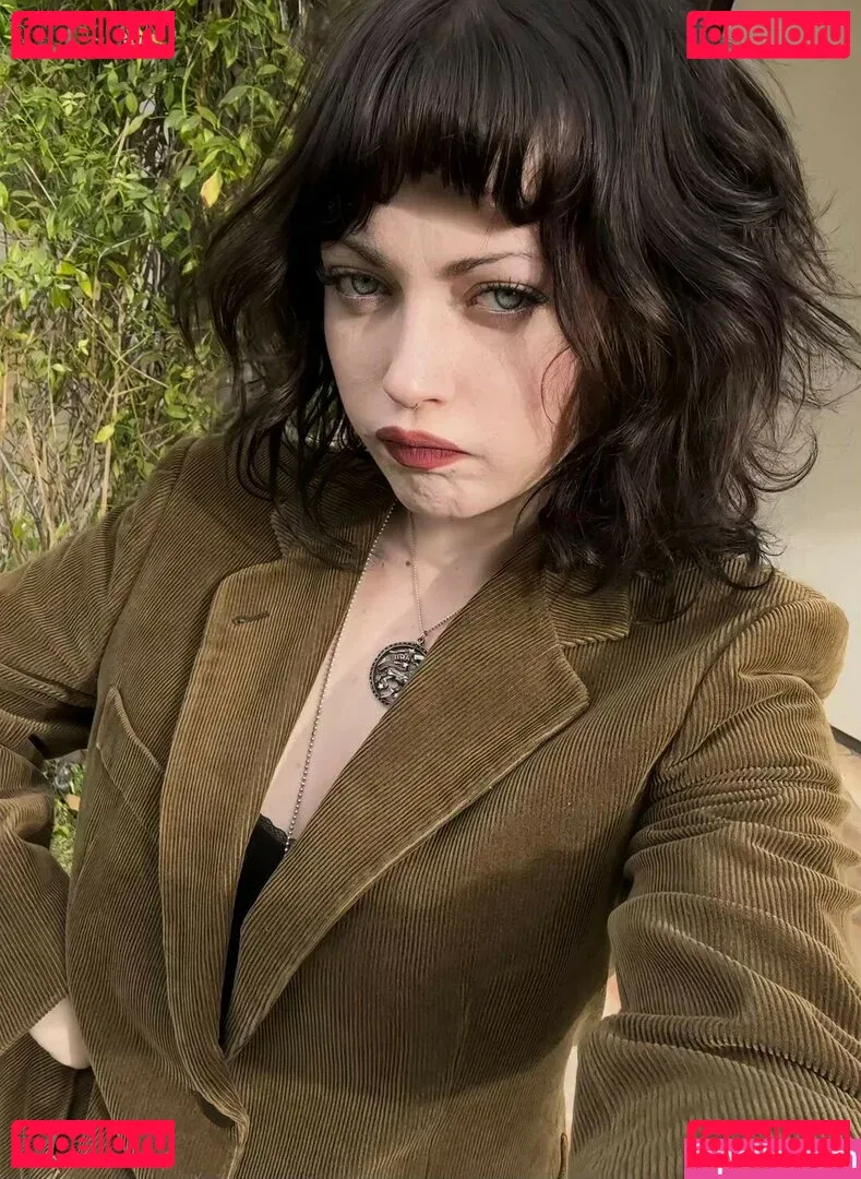 Violet Grohl Onlyfans Photo Gallery 