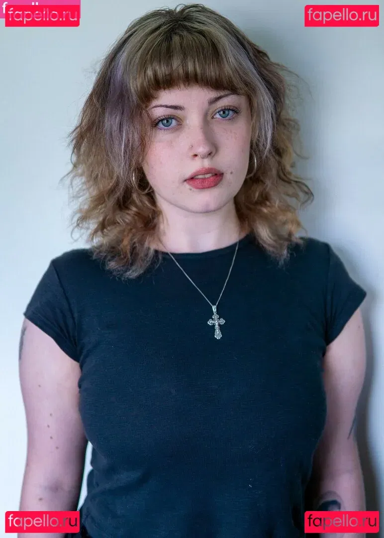 Violet Grohl Onlyfans Photo Gallery 