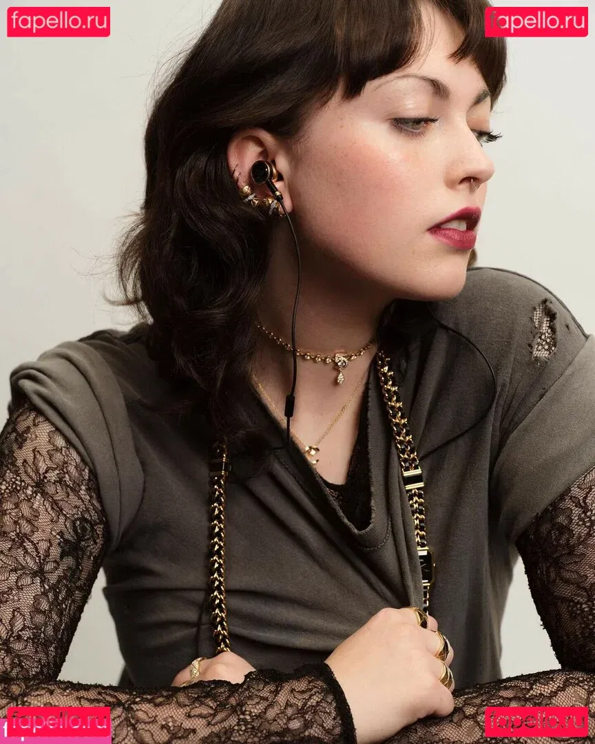 Violet Grohl Onlyfans Photo Gallery 