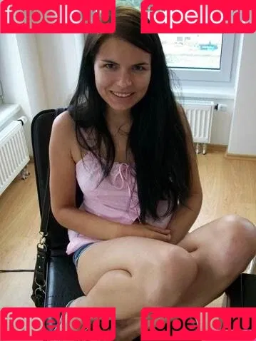 Zuzinka Onlyfans Photo Gallery 