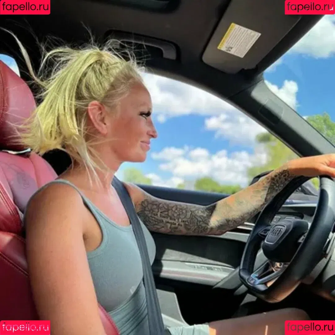 blacktoppingblondie Onlyfans Photo Gallery 