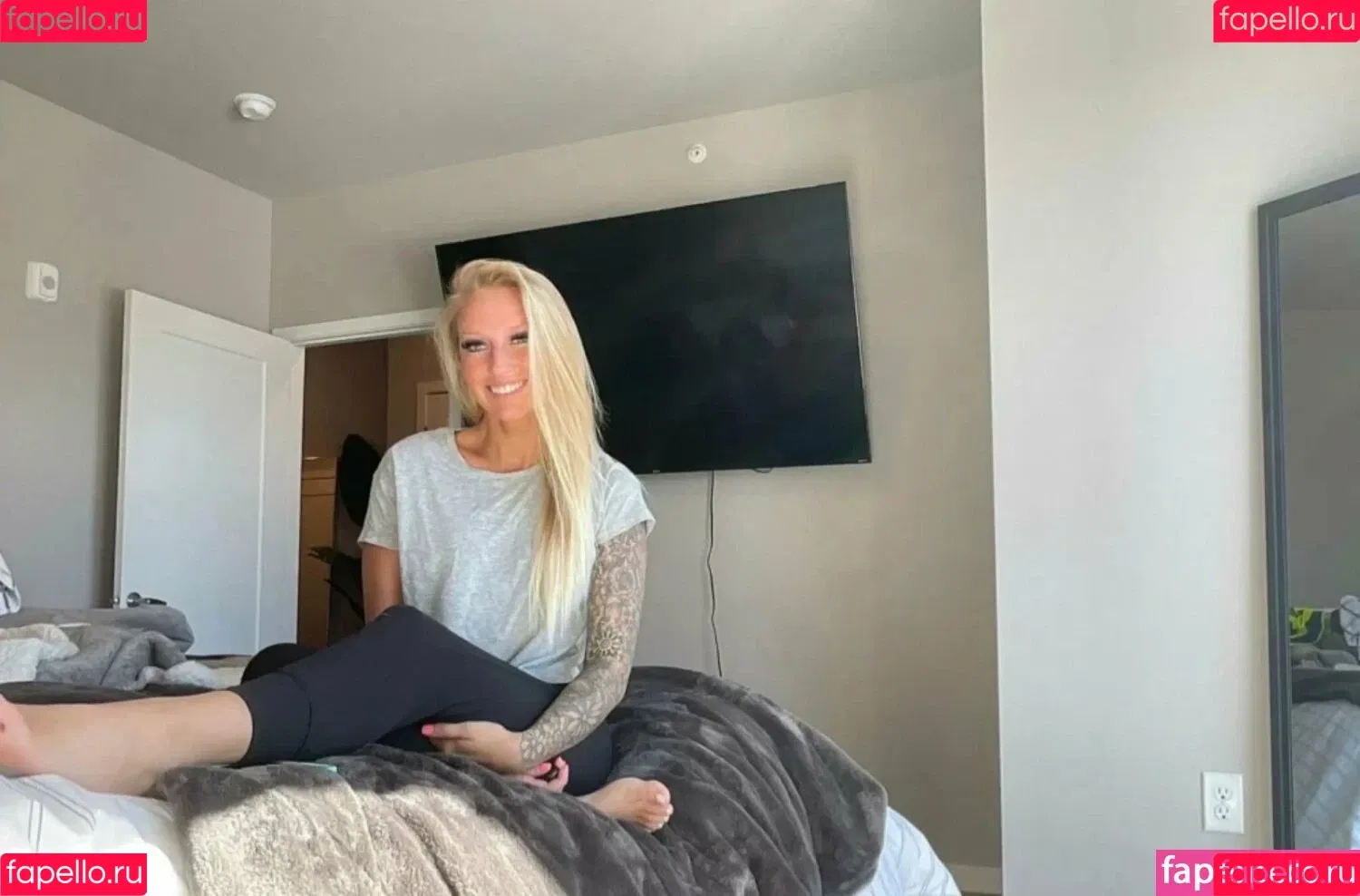 blacktoppingblondie Onlyfans Photo Gallery 