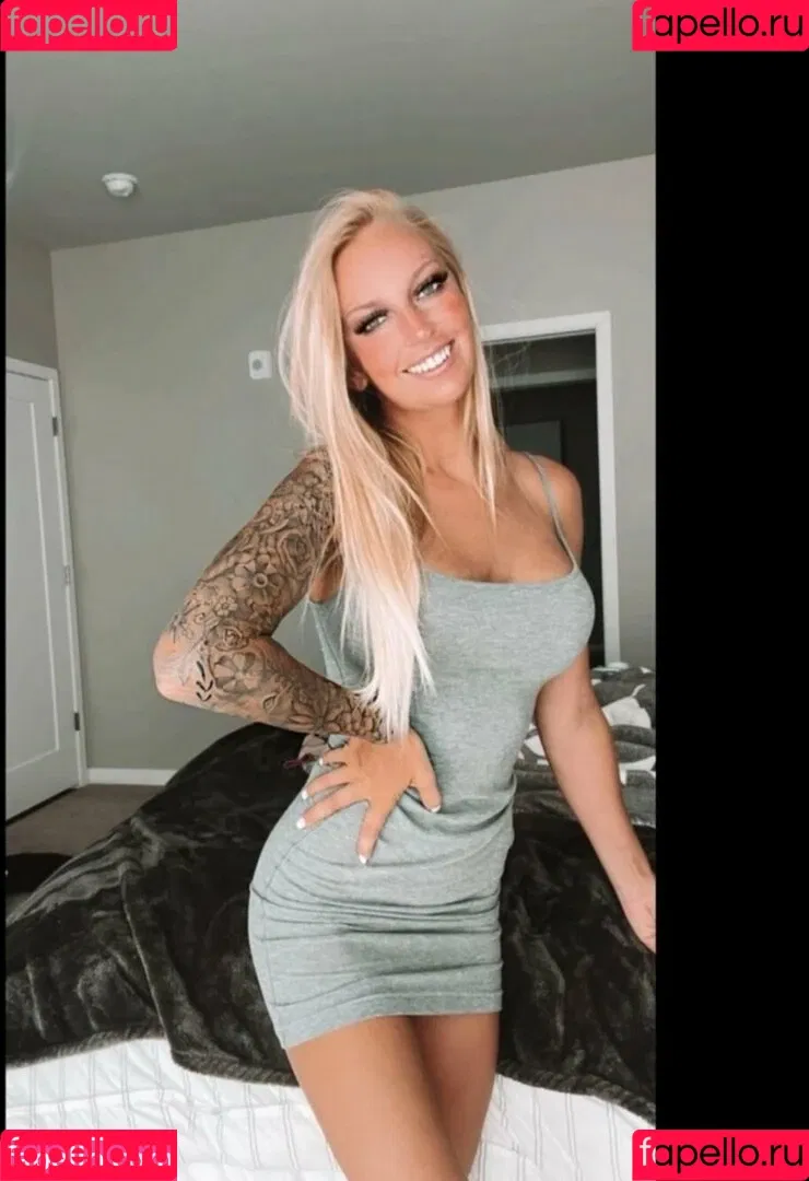 blacktoppingblondie Onlyfans Photo Gallery 