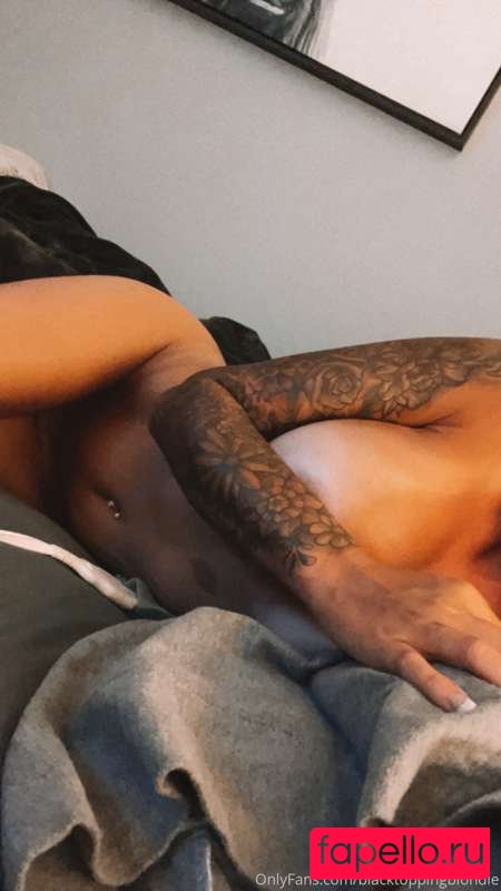 blacktoppingblondie Onlyfans Photo Gallery 