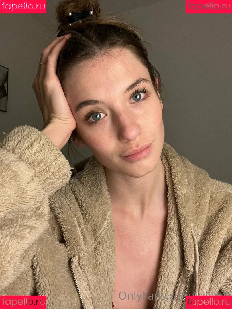 juliagly Onlyfans Photo Gallery 