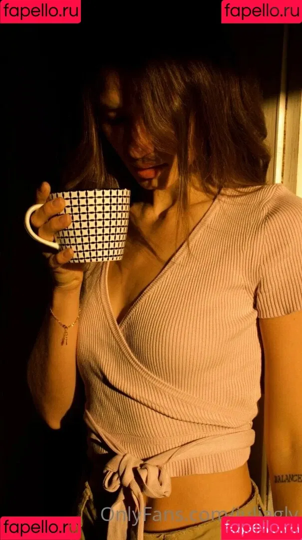 juliagly Onlyfans Photo Gallery 