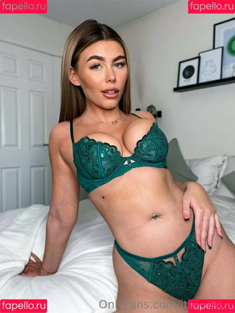 itsbellsxo Onlyfans Photo Gallery 