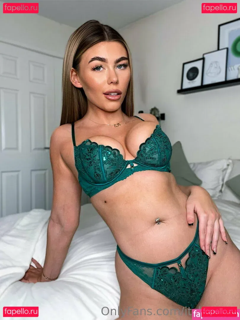 itsbellsxo Onlyfans Photo Gallery 