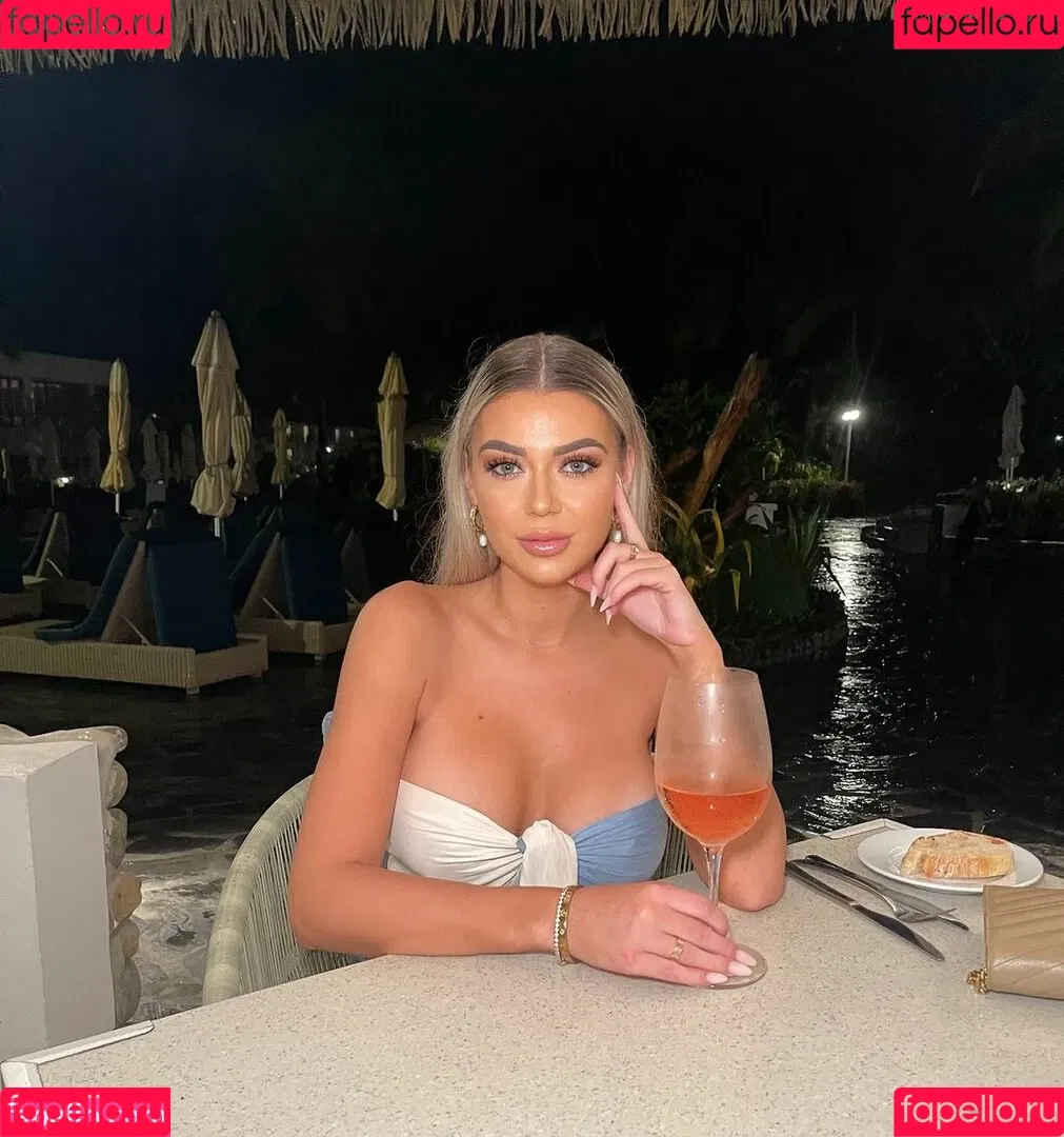 Alisha Pertini Onlyfans Photo Gallery 