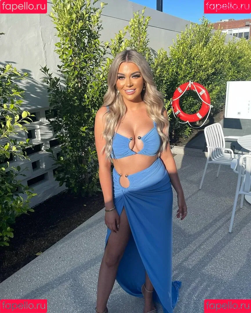 Alisha Pertini Onlyfans Photo Gallery 