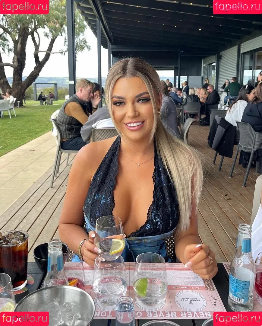 Alisha Pertini Onlyfans Photo Gallery 