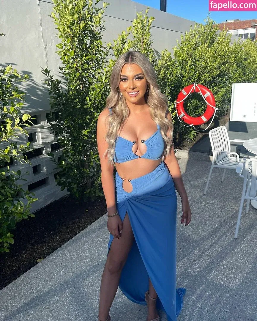 Alisha Pertini Onlyfans Photo Gallery 