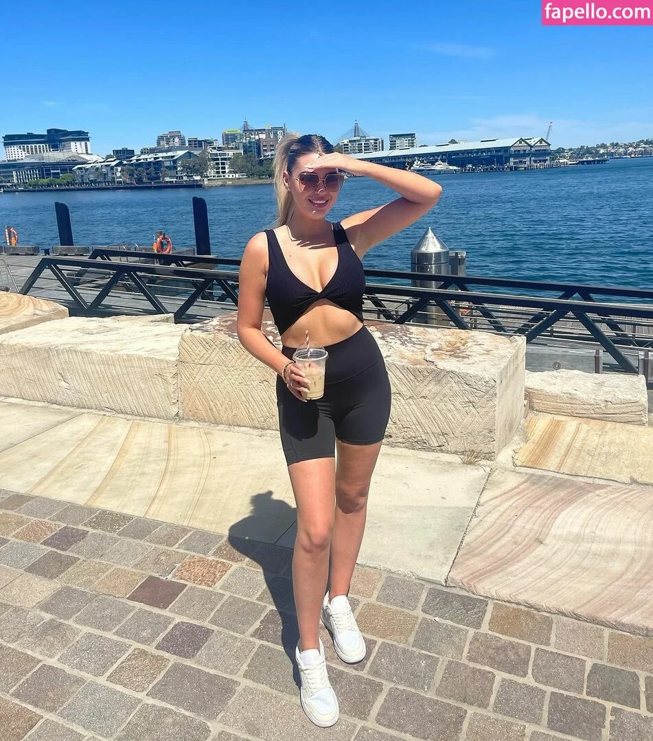 Alisha Pertini Onlyfans Photo Gallery 