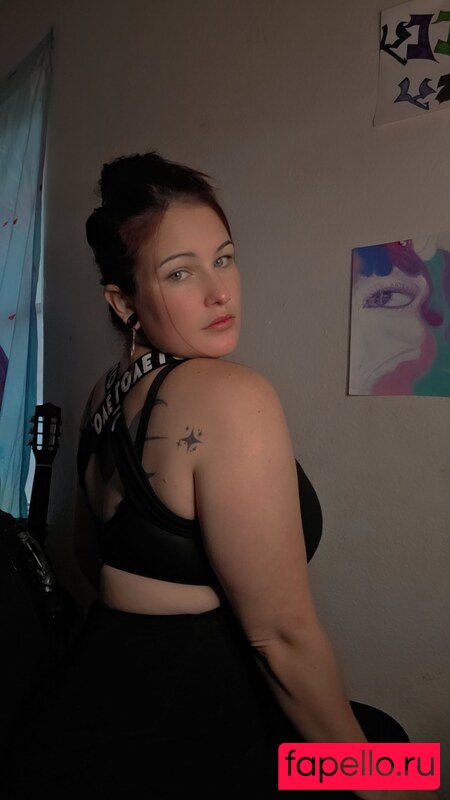 Alisha Pertini Nude Onlyfans Photo 3