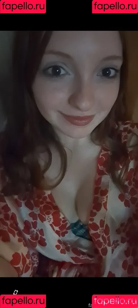 cait_linh Onlyfans Photo Gallery 