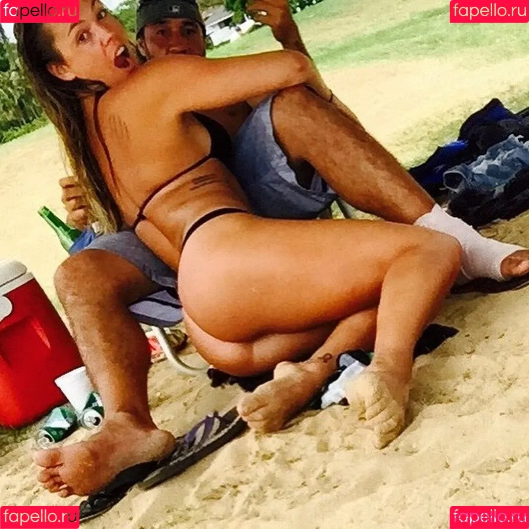 Agnes Bruckner Onlyfans Photo Gallery 