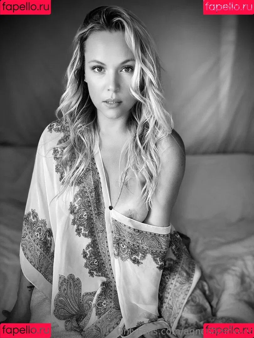 Agnes Bruckner Onlyfans Photo Gallery 