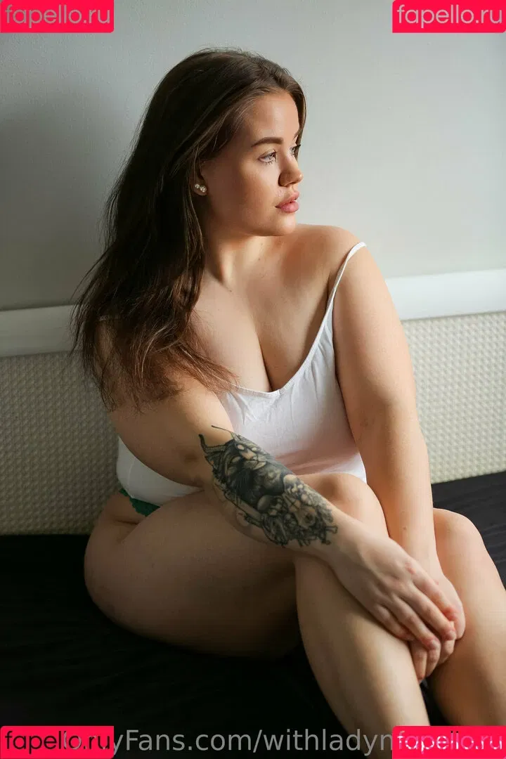 withladymaryfree Onlyfans Photo Gallery 
