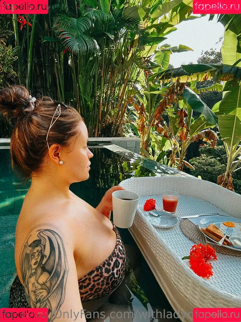 withladymaryfree Onlyfans Photo Gallery 