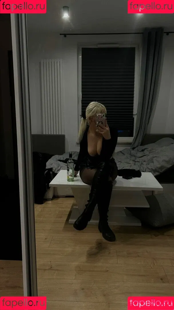 Justyna Czerwinska Onlyfans Photo Gallery 
