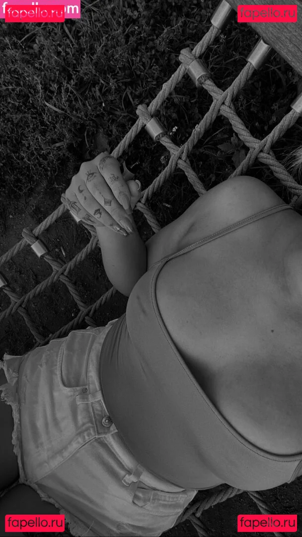 Justyna Czerwinska Onlyfans Photo Gallery 