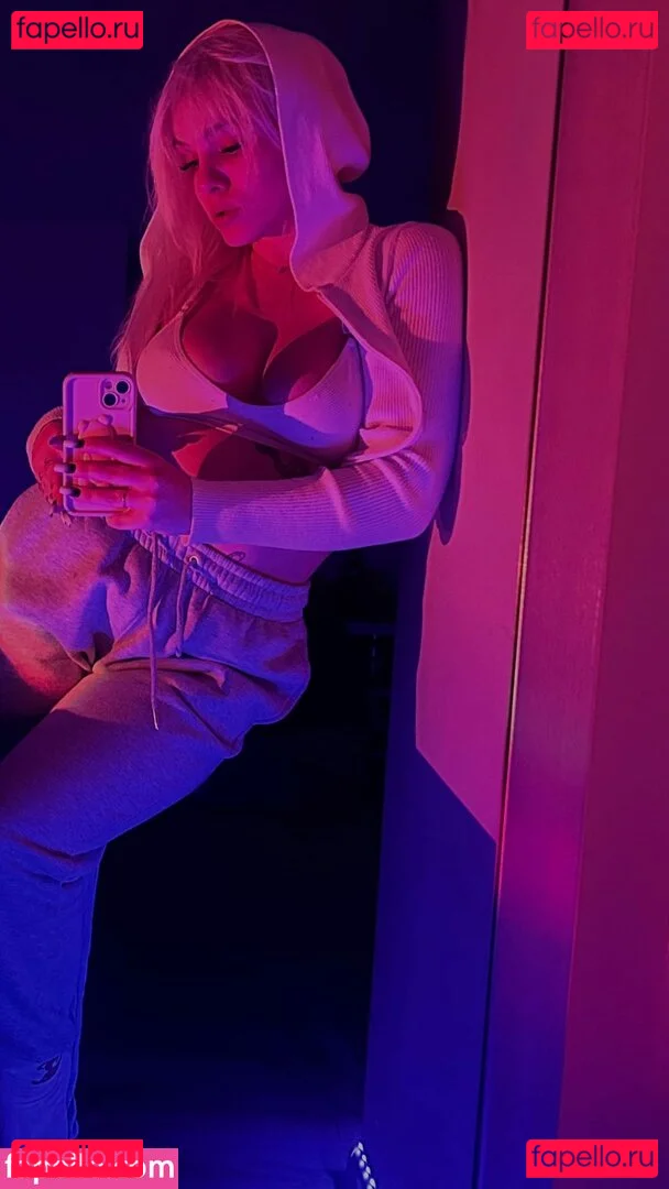 Justyna Czerwinska Onlyfans Photo Gallery 