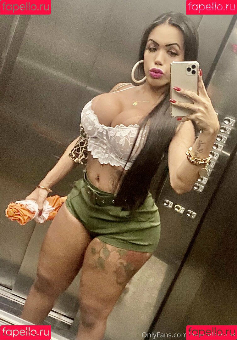 biancaferrazts Onlyfans Photo Gallery 