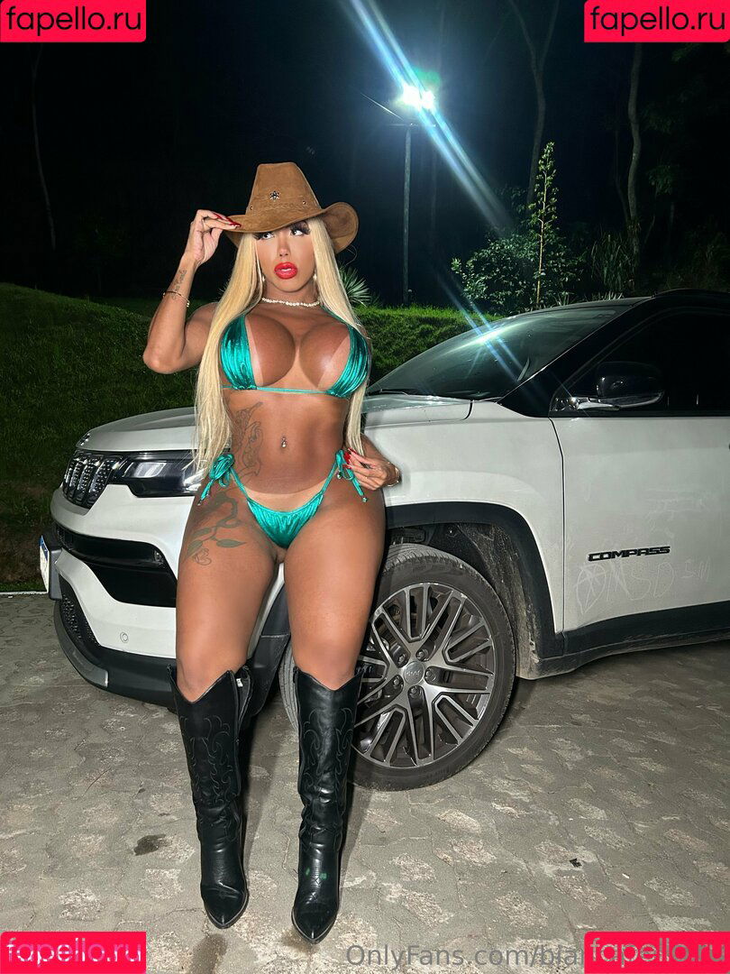 biancaferrazts Onlyfans Photo Gallery 