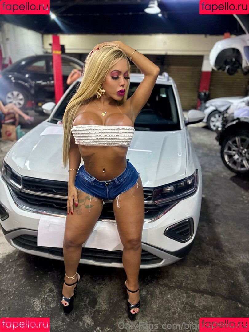 biancaferrazts Onlyfans Photo Gallery 