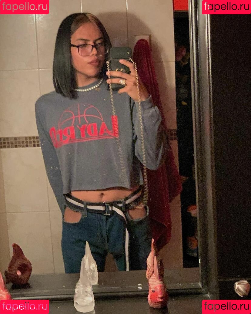 Lilith Moreno Onlyfans Photo Gallery 