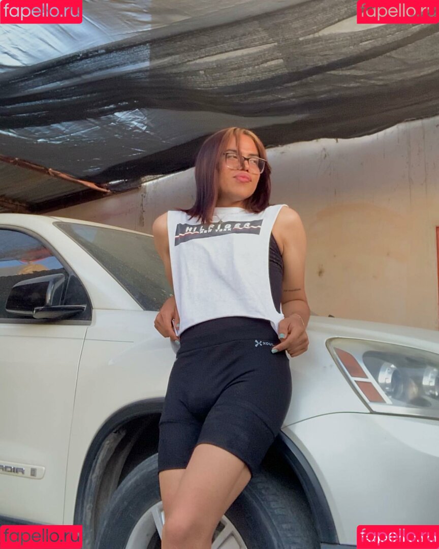 Lilith Moreno Onlyfans Photo Gallery 