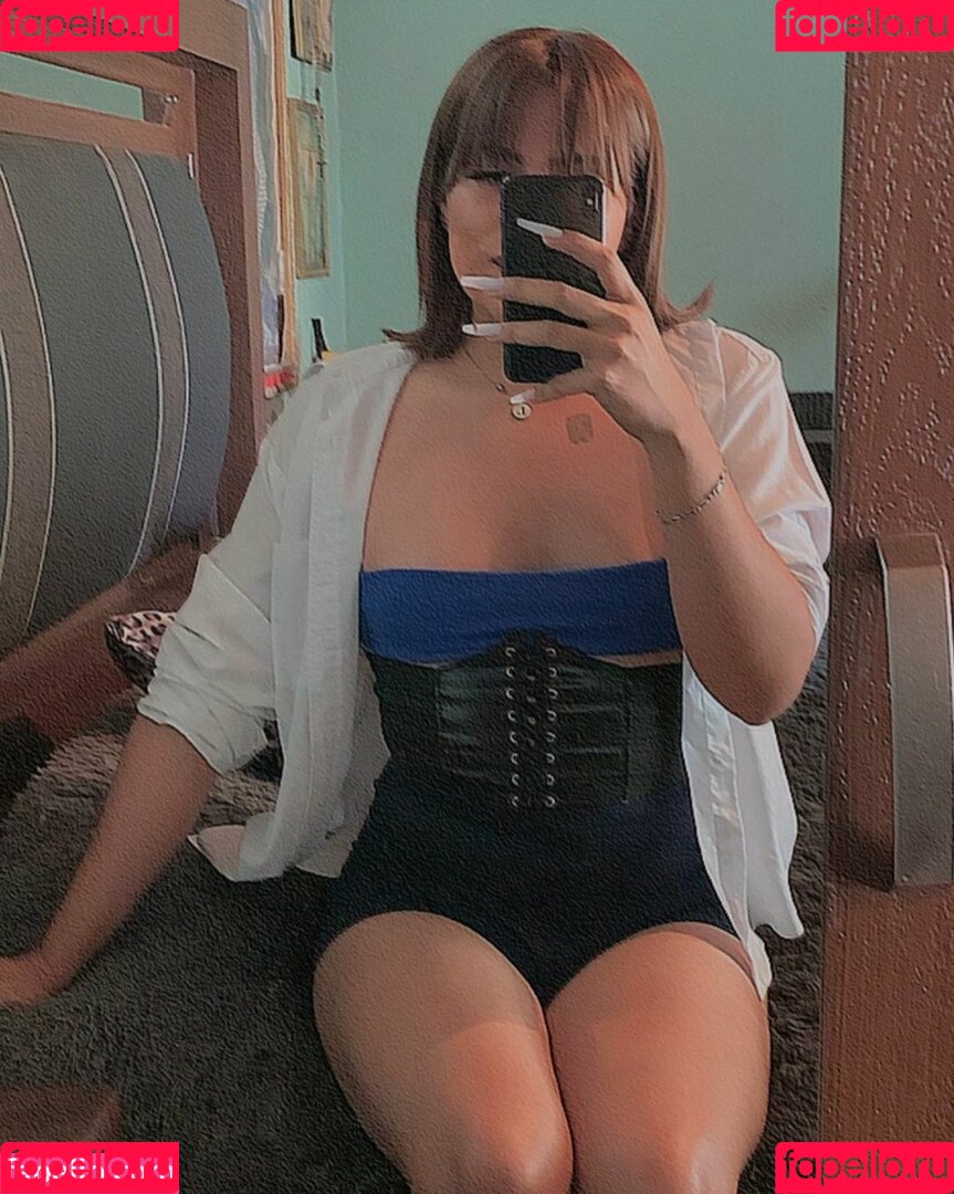 Lilith Moreno Onlyfans Photo Gallery 