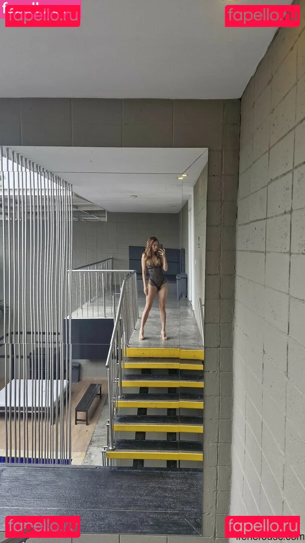 Irene Rouse Onlyfans Photo Gallery 