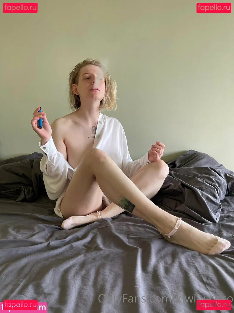 kiwi-y-coco Onlyfans Photo Gallery 