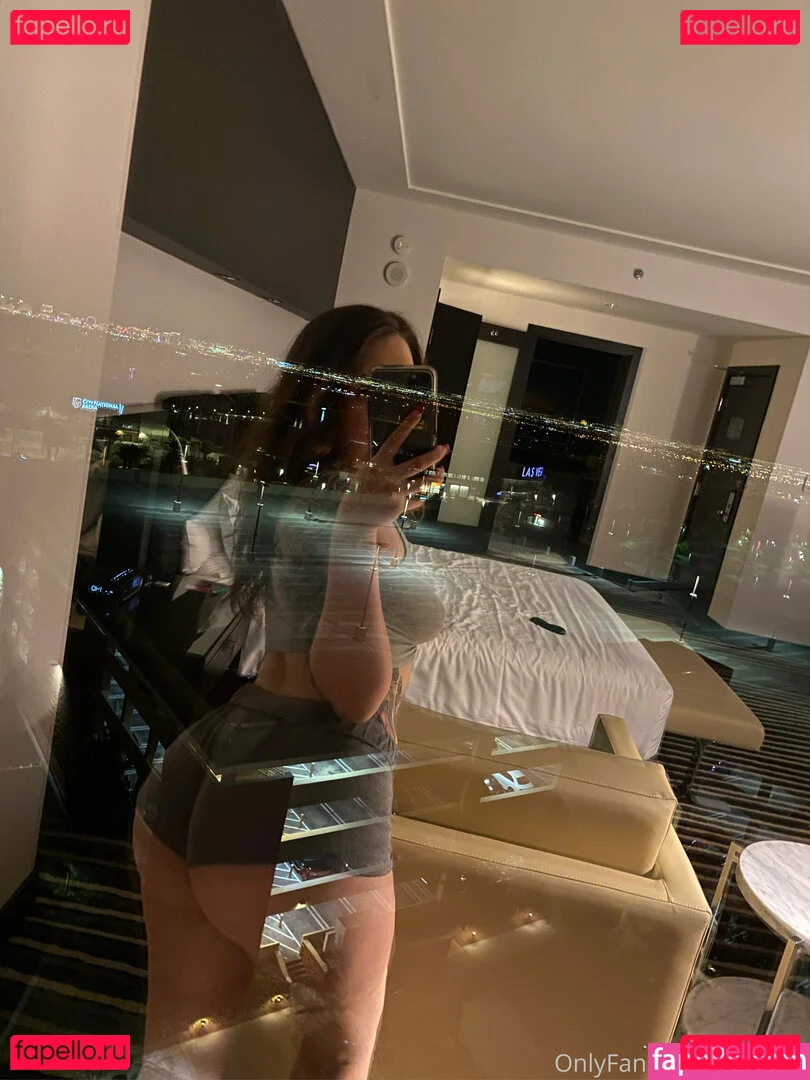 lilshebe Onlyfans Photo Gallery 