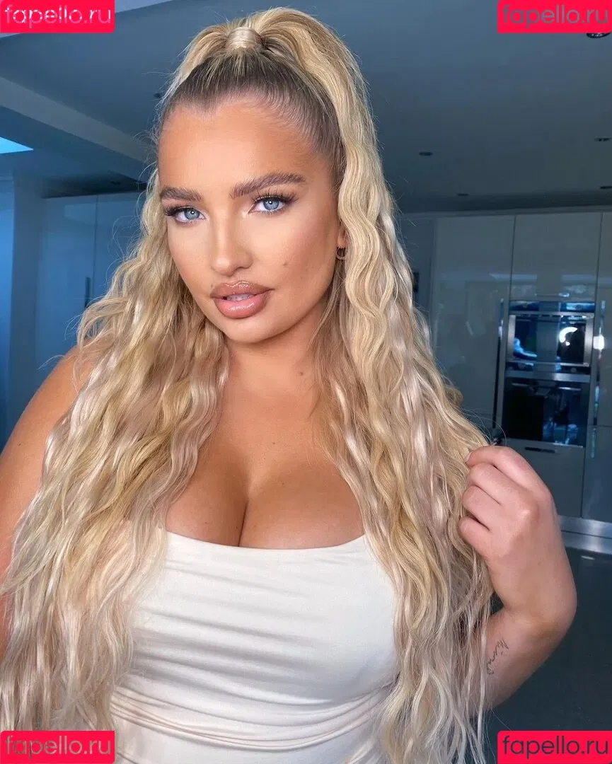 Sarina Nowak Onlyfans Photo Gallery 