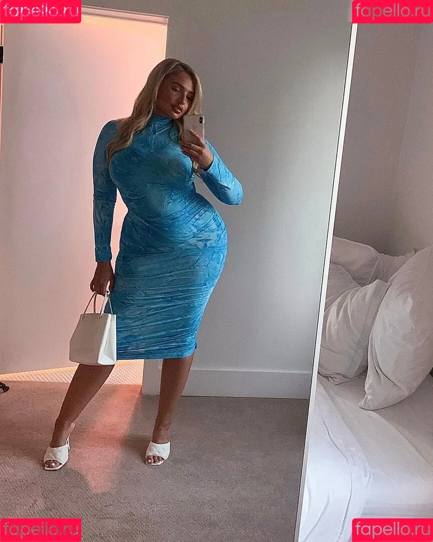 Sarina Nowak Onlyfans Photo Gallery 