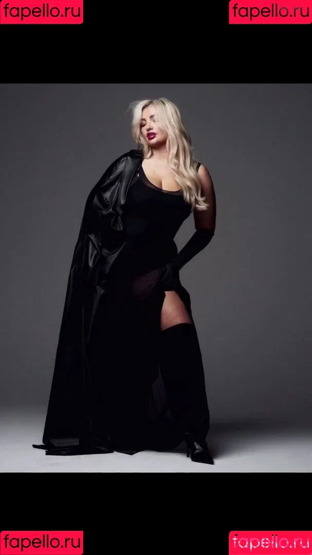 Sarina Nowak Onlyfans Photo Gallery 