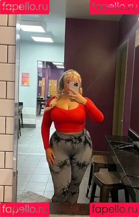 Sarina Nowak Onlyfans Photo Gallery 