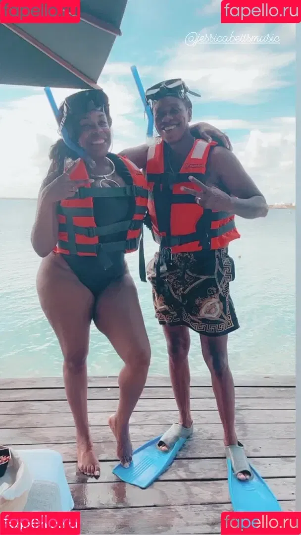 Niecy Nash Onlyfans Photo Gallery 