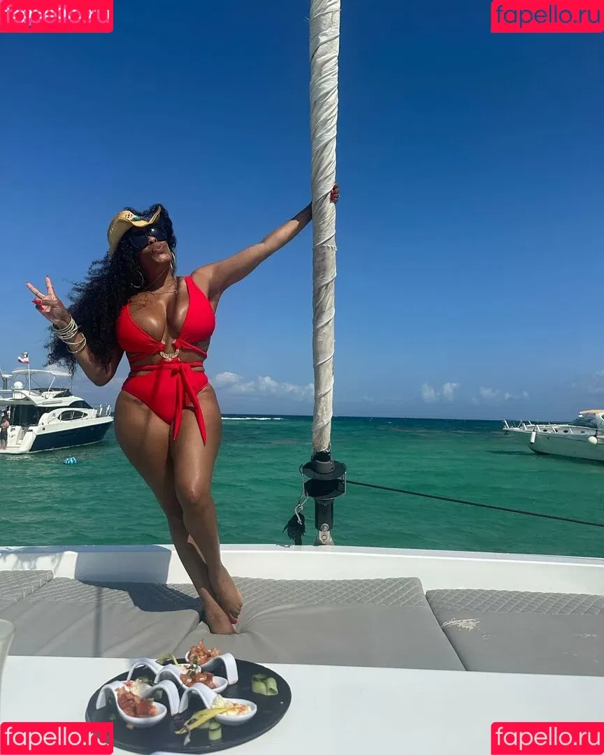 Niecy Nash Onlyfans Photo Gallery 