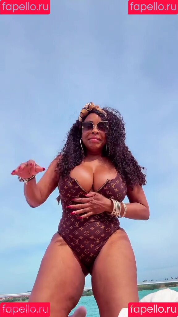 Niecy Nash Onlyfans Photo Gallery 