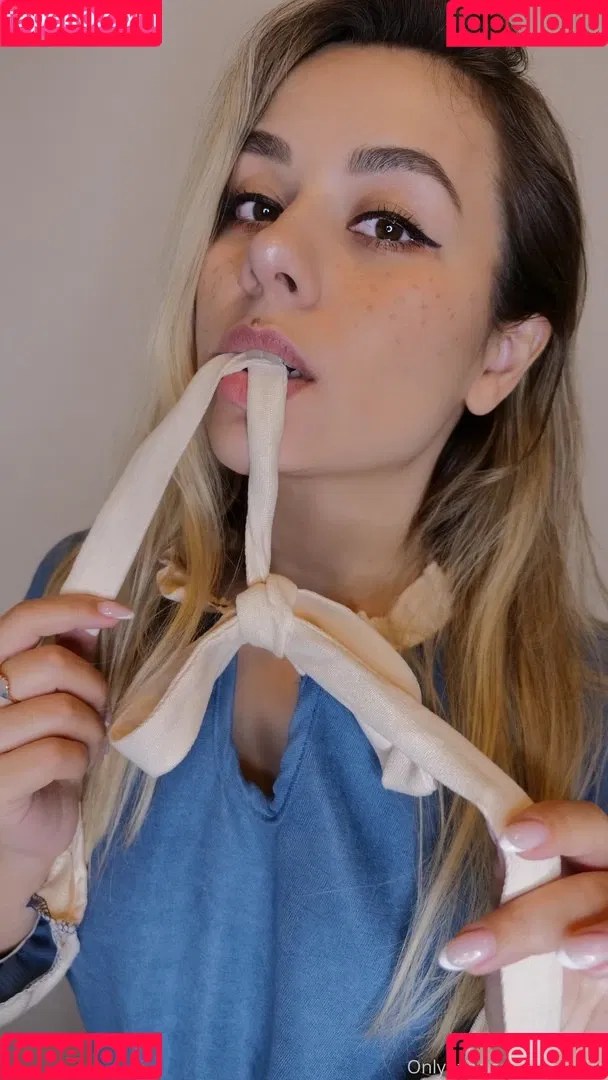 HoneyGirl Onlyfans Photo Gallery 