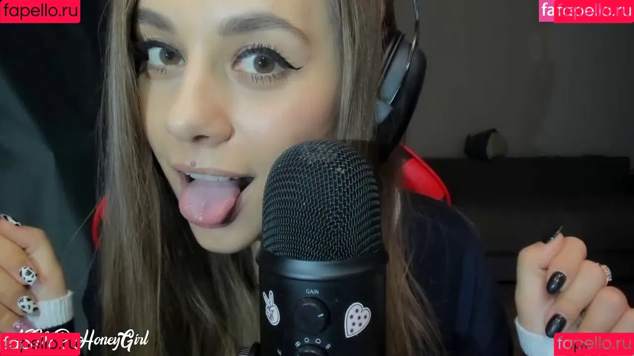 HoneyGirl Onlyfans Photo Gallery 