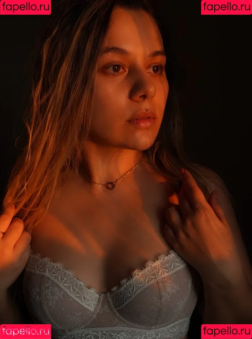 HoneyGirl Onlyfans Photo Gallery 